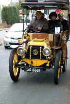 1902_Panhard_&_Levassor_Covered_Tonneau.jpg (41440 bytes)