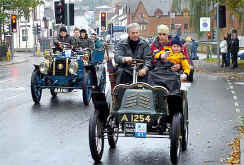 1902 Panhard & Levassor ; 1900 Pieper 