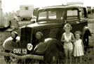 1933 Ford Model Y Tudor Salon